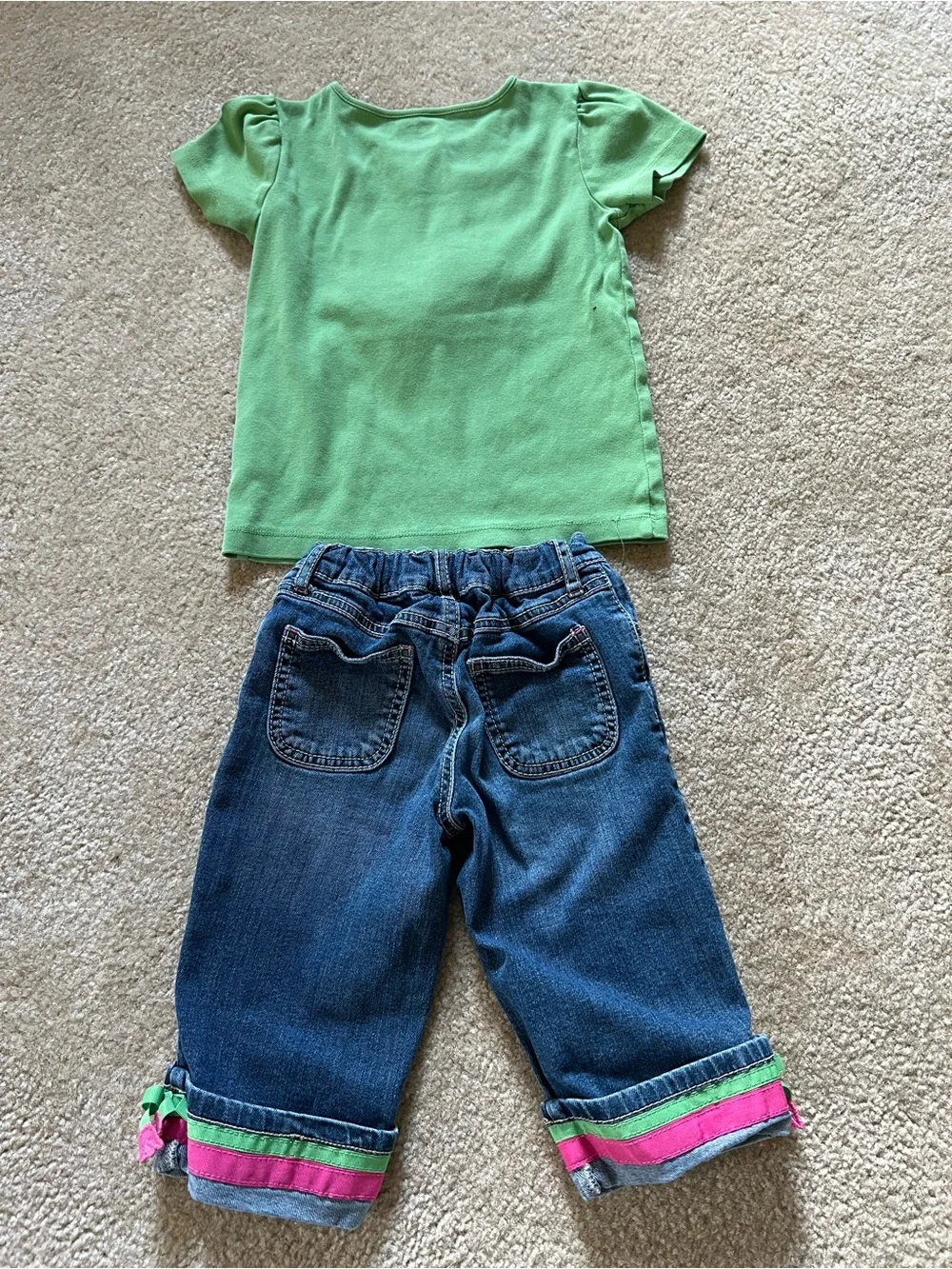 Gymboree Bright Green Short-Sleeve Tee & Jean Capris with Pink Shoe Appliques
